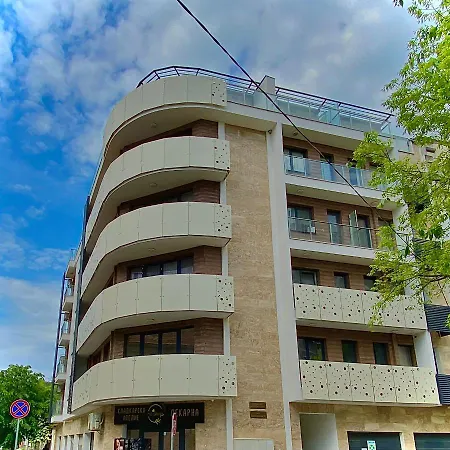 Avrora Apartment