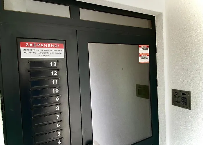 Апартаменти Avrora