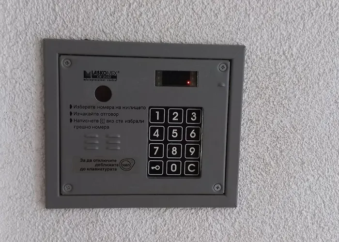 Avrora Апартаменти