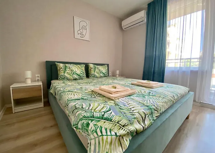 Апартаменти Avrora