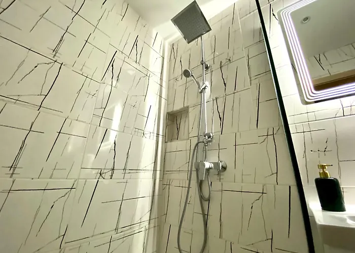 Апартаменти Avrora Варна